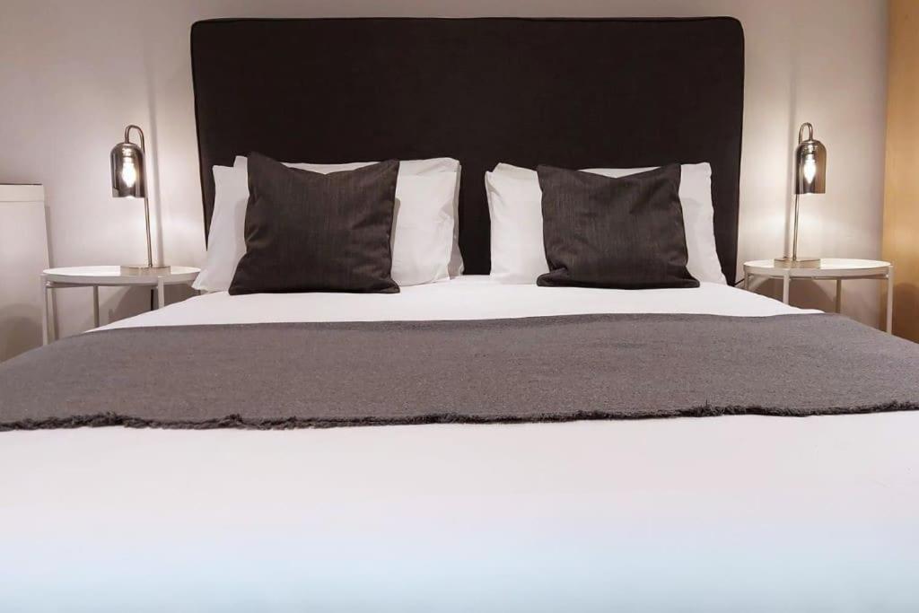 2 Bedroom City Centre Duplex Apt プレストン エクステリア 写真